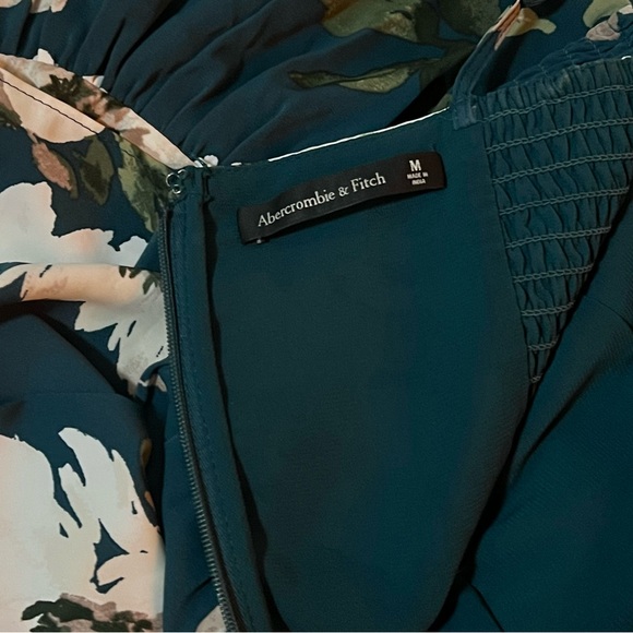 Abercrombie Drama Ruffle Tiered Maxi Dress - Green Floral - Picture 6 of 10